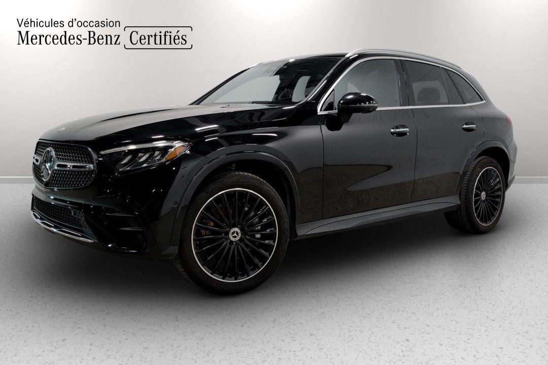 Black (Noir obsidienne métallisé) 2024 Mercedes-Benz GLC SUV / Crossover All-Wheel Drive Automatic