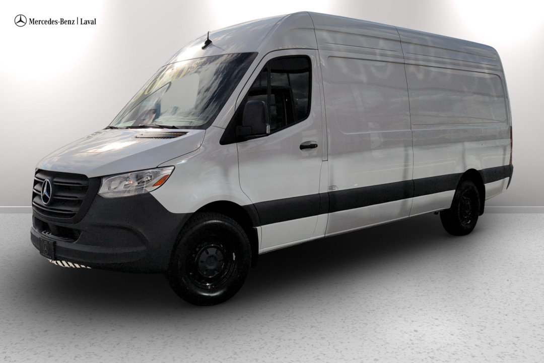 Arctic White 2025 Mercedes-Benz Sprinter Cargo Van Rear-Wheel Drive Automatic