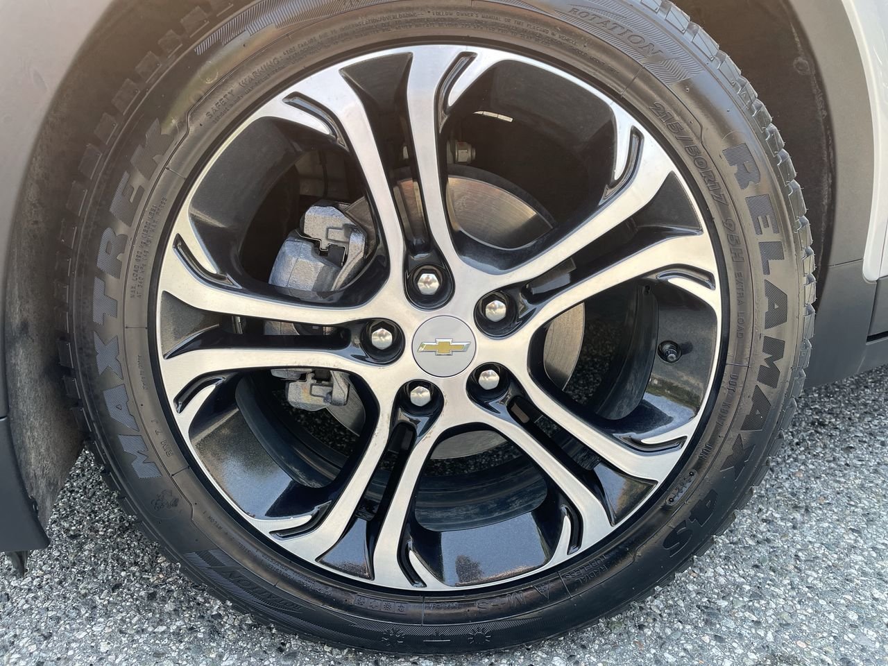 Used 2019 Silver Chevrolet Premier image 18