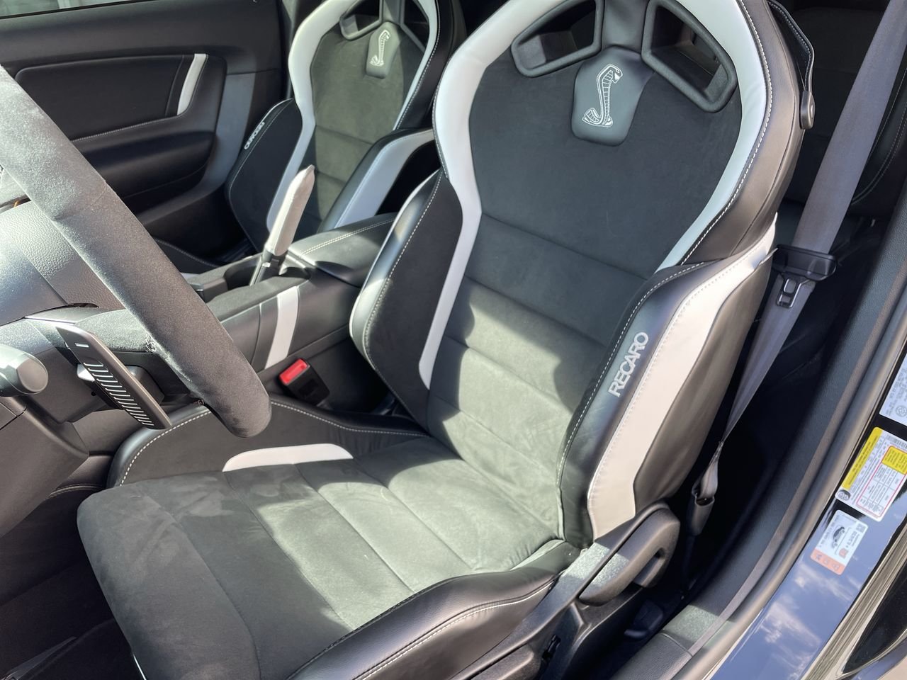 Used 2021 Black Ford GT500 image 19
