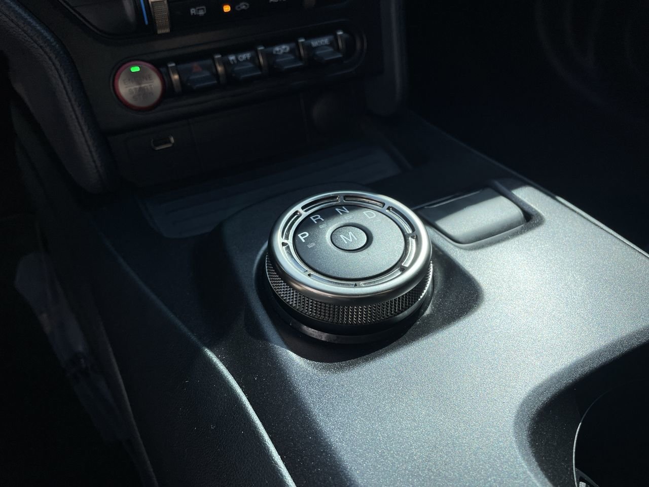 Used 2021 Black Ford GT500 image 28