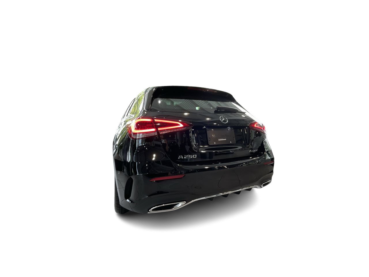 Used 2022 Night Black Mercedes-Benz 4MATIC Hatch image 10