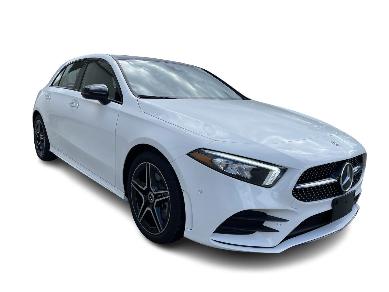 Used 2022 Polar White Mercedes-Benz 4MATIC Hatch image 17