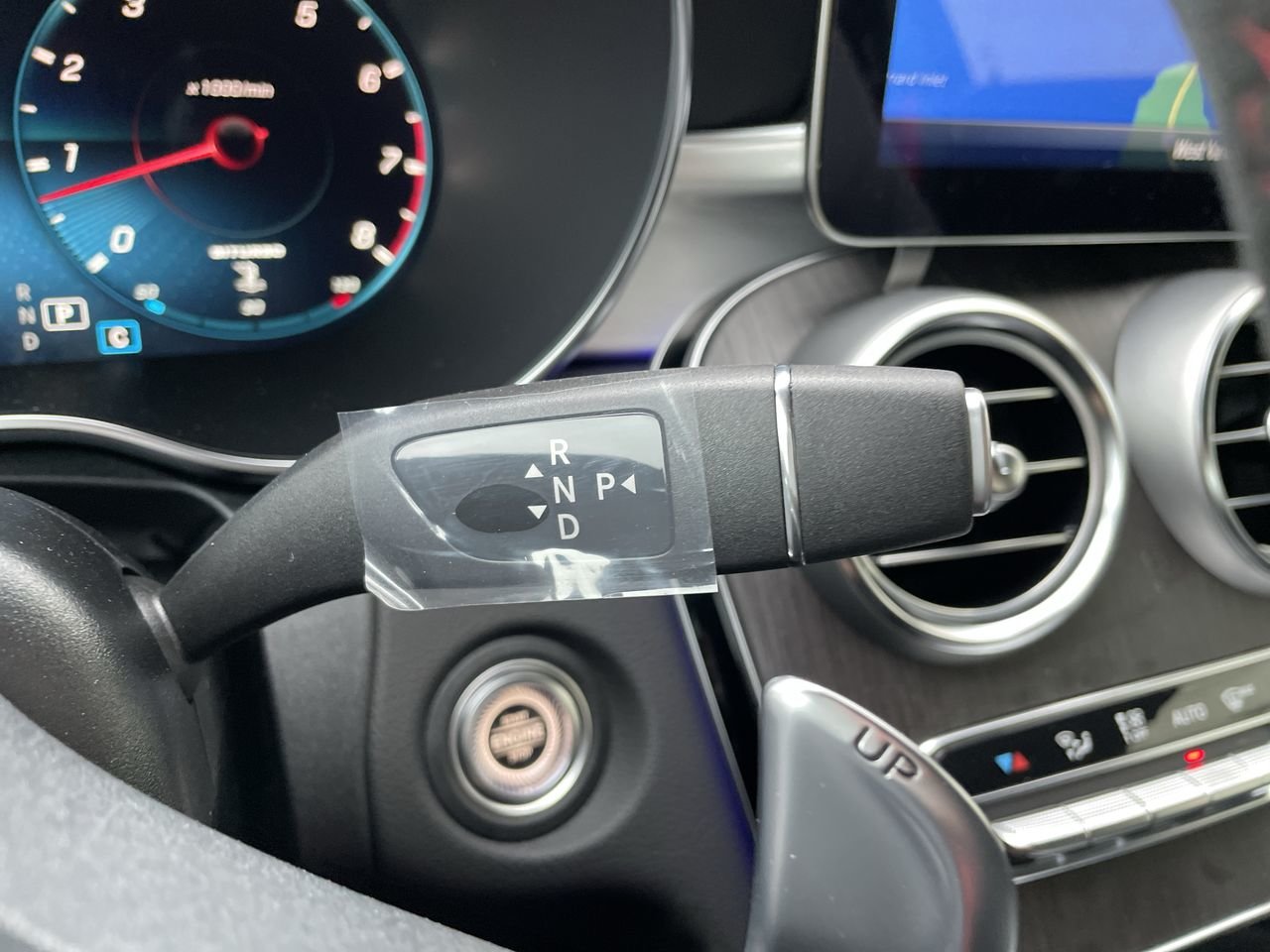 New 2022 Polar White Mercedes-Benz AMG C 43 4MATIC image 30
