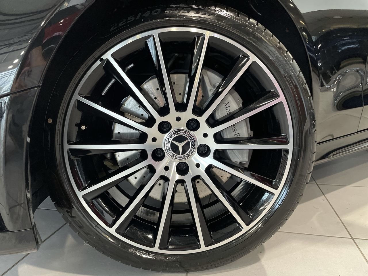 New 2023 Obsidian Black Metallic Mercedes-Benz C 300 4MATIC image 18