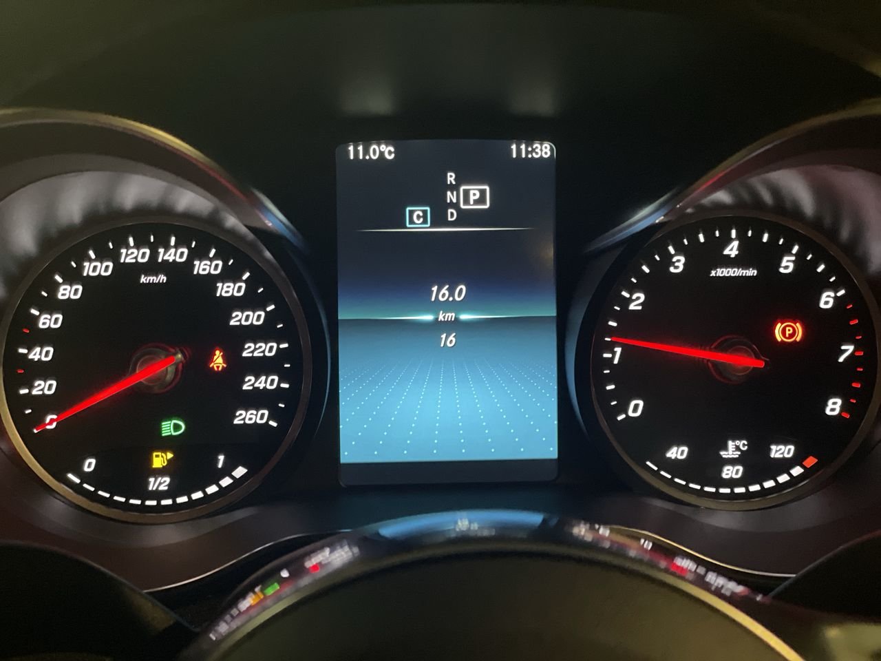 New 2023 Polar White Mercedes-Benz C 300 4MATIC image 25