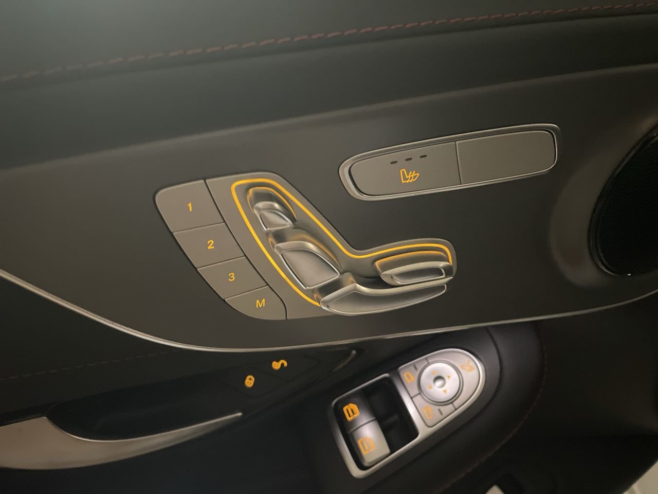 New 2023 Polar White Mercedes-Benz C 300 4MATIC image 22