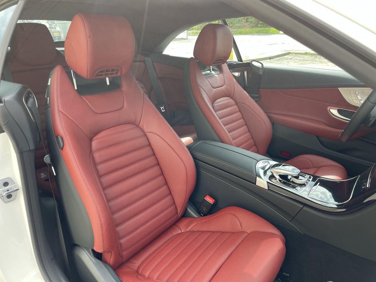 New 2023 Polar White Mercedes-Benz C 300 4MATIC image 33