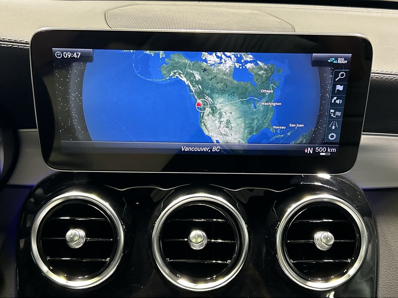 New 2023 Obsidian Black Metallic Mercedes-Benz C 300 4MATIC image 28