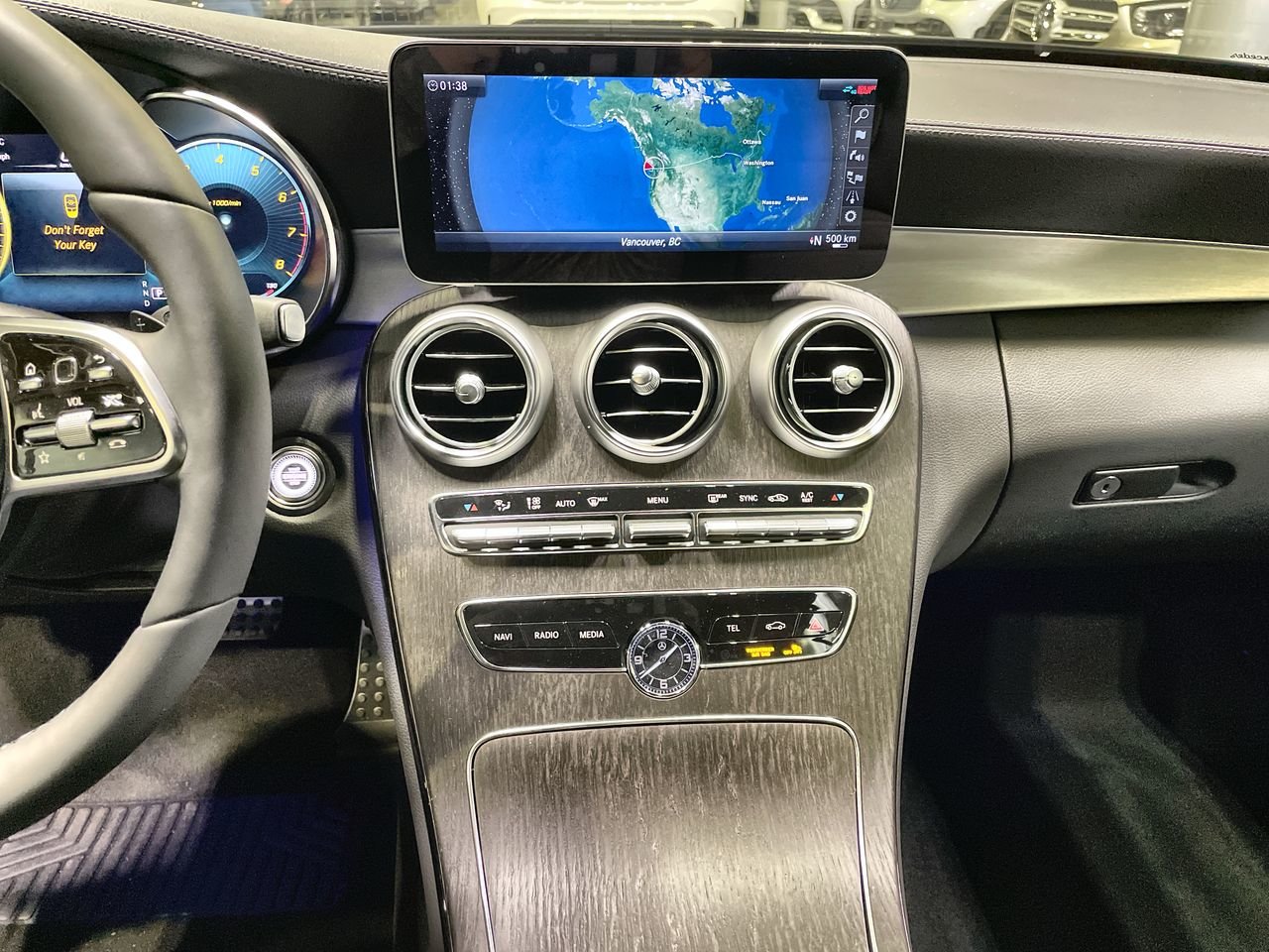New 2023 Graphite Grey Metallic Mercedes-Benz C 300 4MATIC image 30