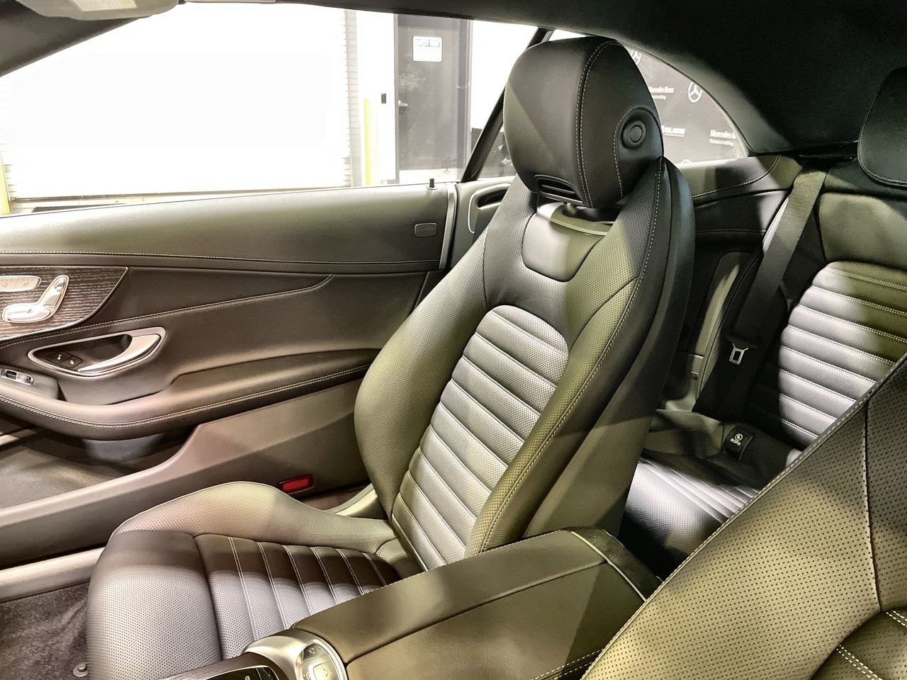 New 2023 Graphite Grey Metallic Mercedes-Benz C 300 4MATIC image 32