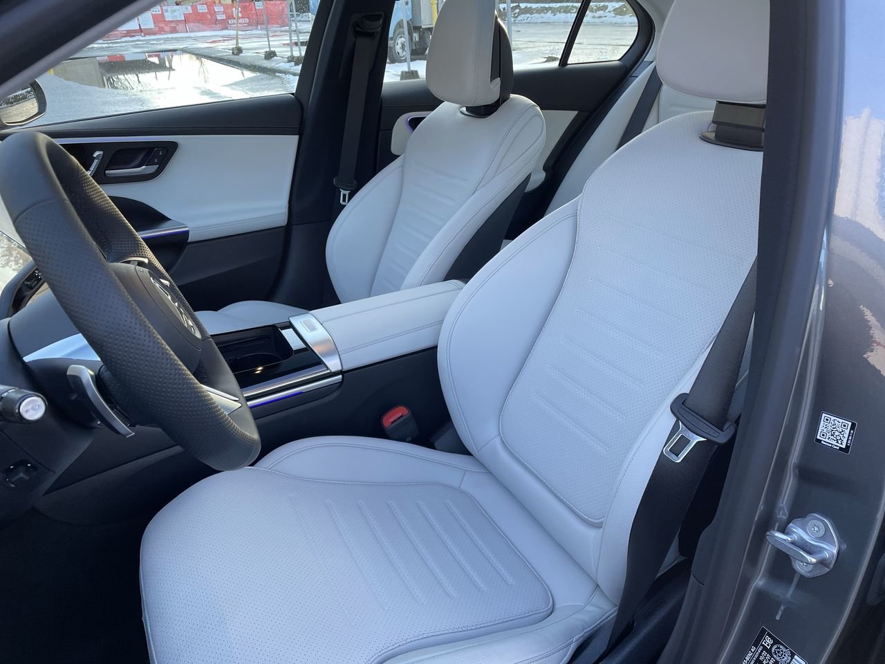 Used 2023 Selenite Grey Metallic Mercedes-Benz 4MATIC Sedan image 19