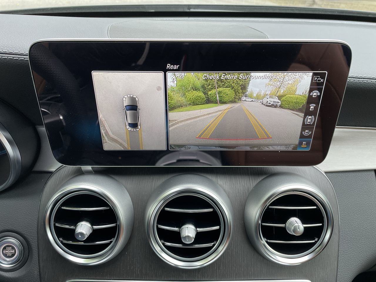 Used 2022 Obsidian Black Met Mercedes-Benz 4MATIC Coupe image 25