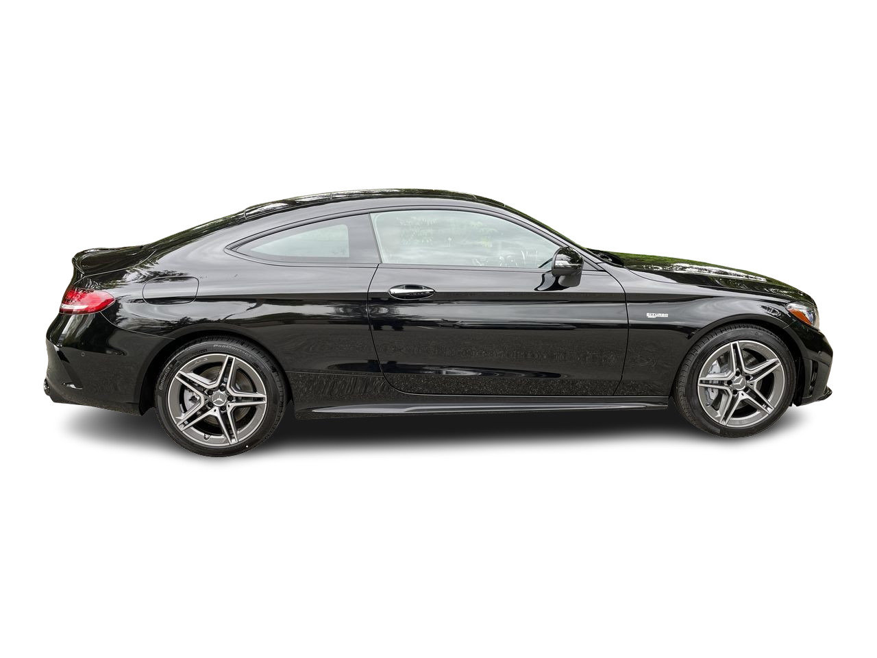 Used 2022 Obsidian Black Met Mercedes-Benz 4MATIC Coupe image 13