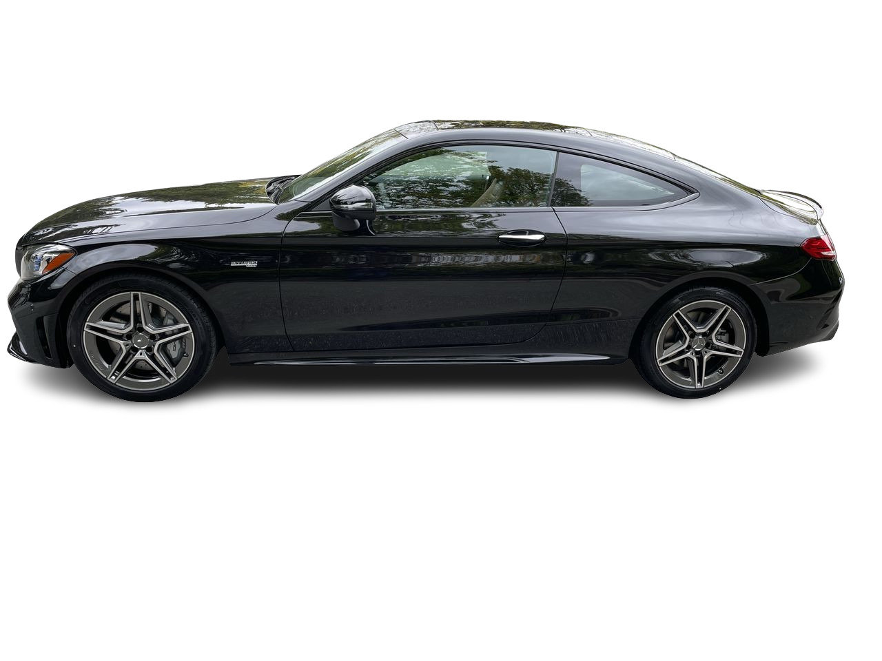 Used 2022 Obsidian Black Met Mercedes-Benz 4MATIC Coupe image 5