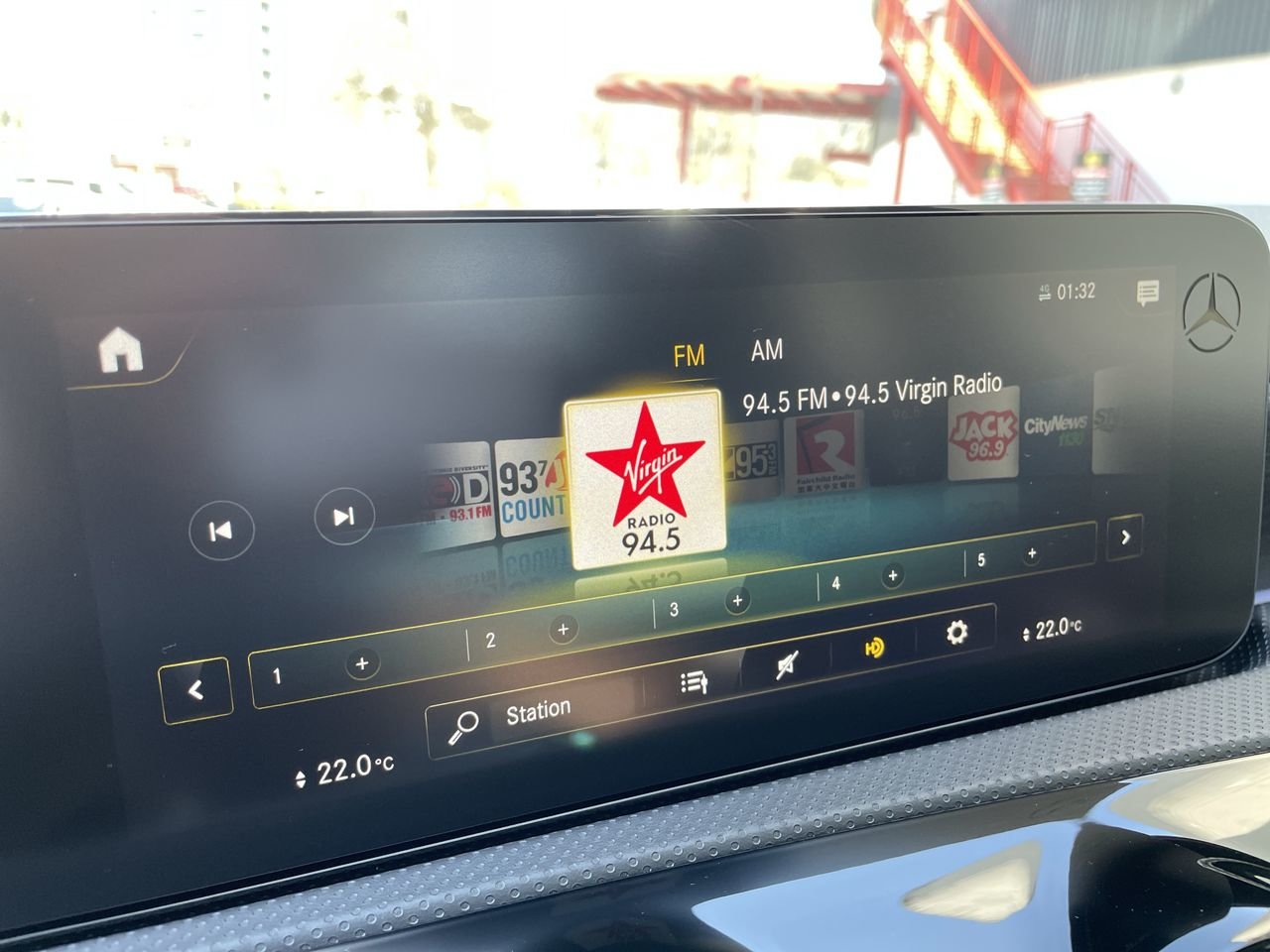 New 2023 Polar White Mercedes-Benz CLA 250 4MATIC image 26