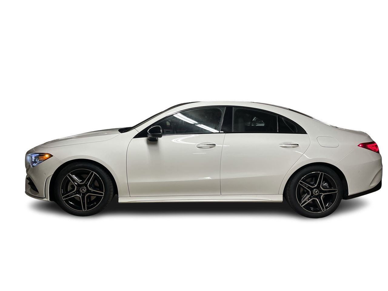 Used 2023 Polar White Mercedes-Benz 4MATIC Coupe image 7