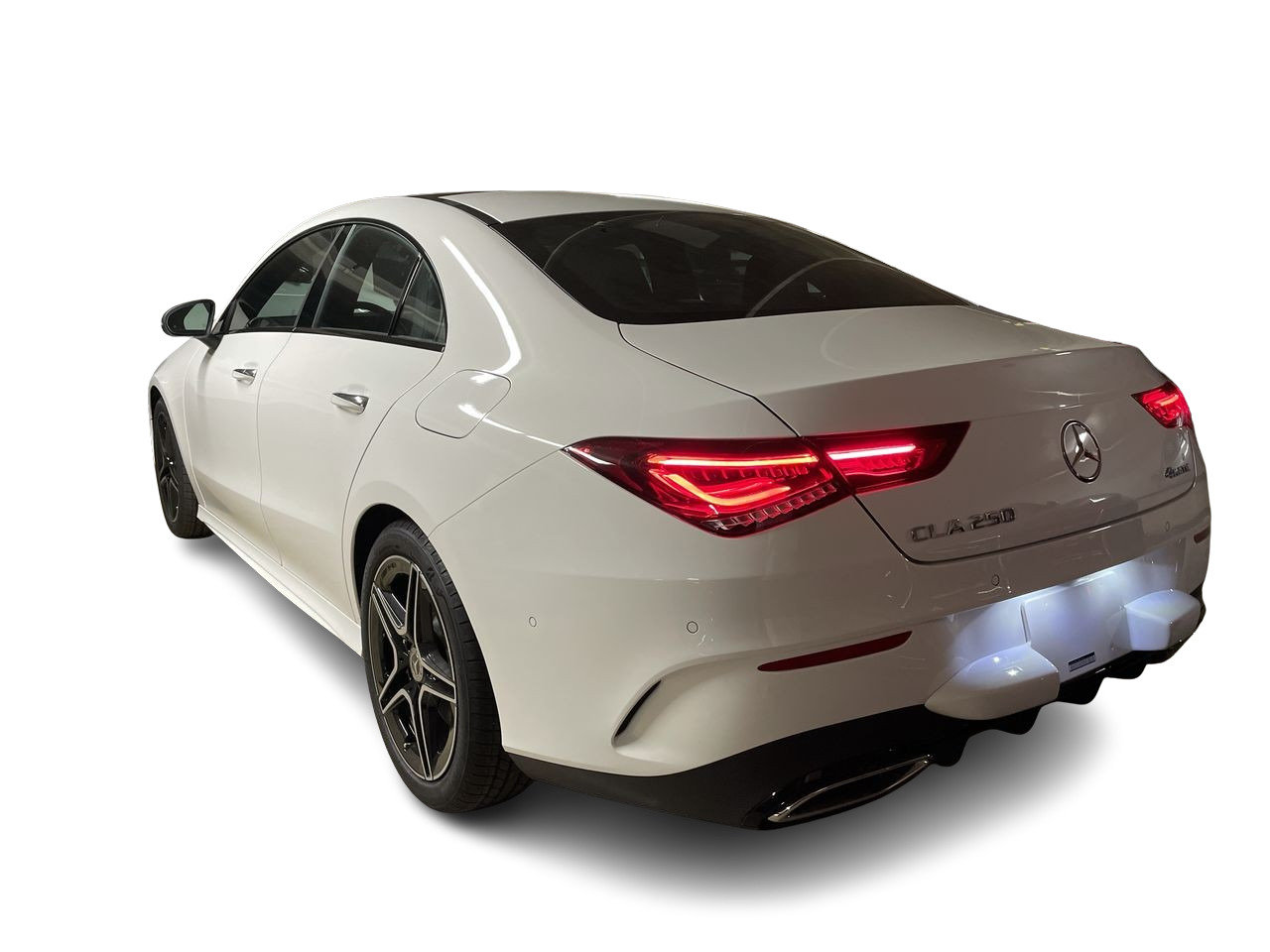 Used 2023 Polar White Mercedes-Benz 4MATIC Coupe image 9