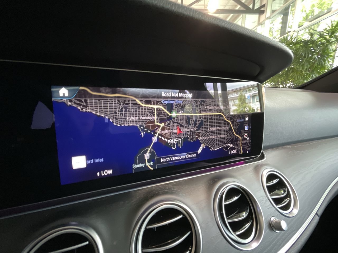New 2022 Polar White Mercedes-Benz E 450 4MATIC image 26