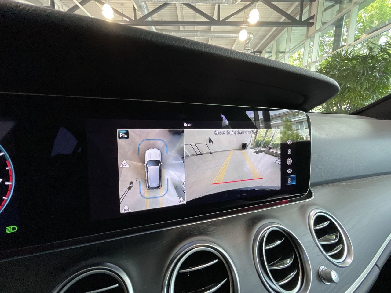 New 2022 Polar White Mercedes-Benz E 450 4MATIC image 25