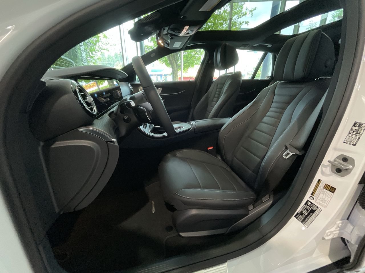 New 2022 Polar White Mercedes-Benz E 450 4MATIC image 20