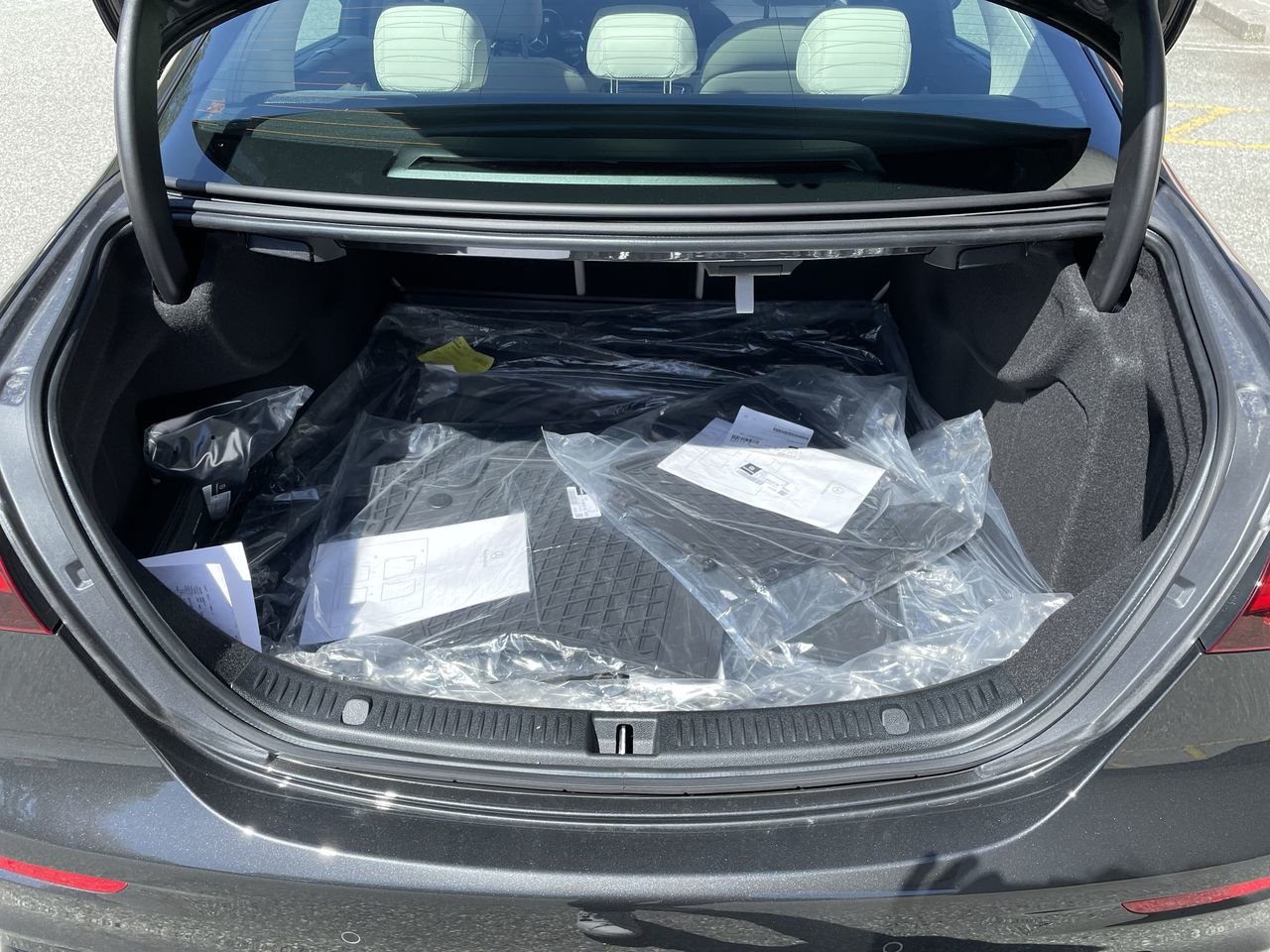 New 2023 Graphite Grey Metallic Mercedes-Benz E 53 4MATIC+ image 19