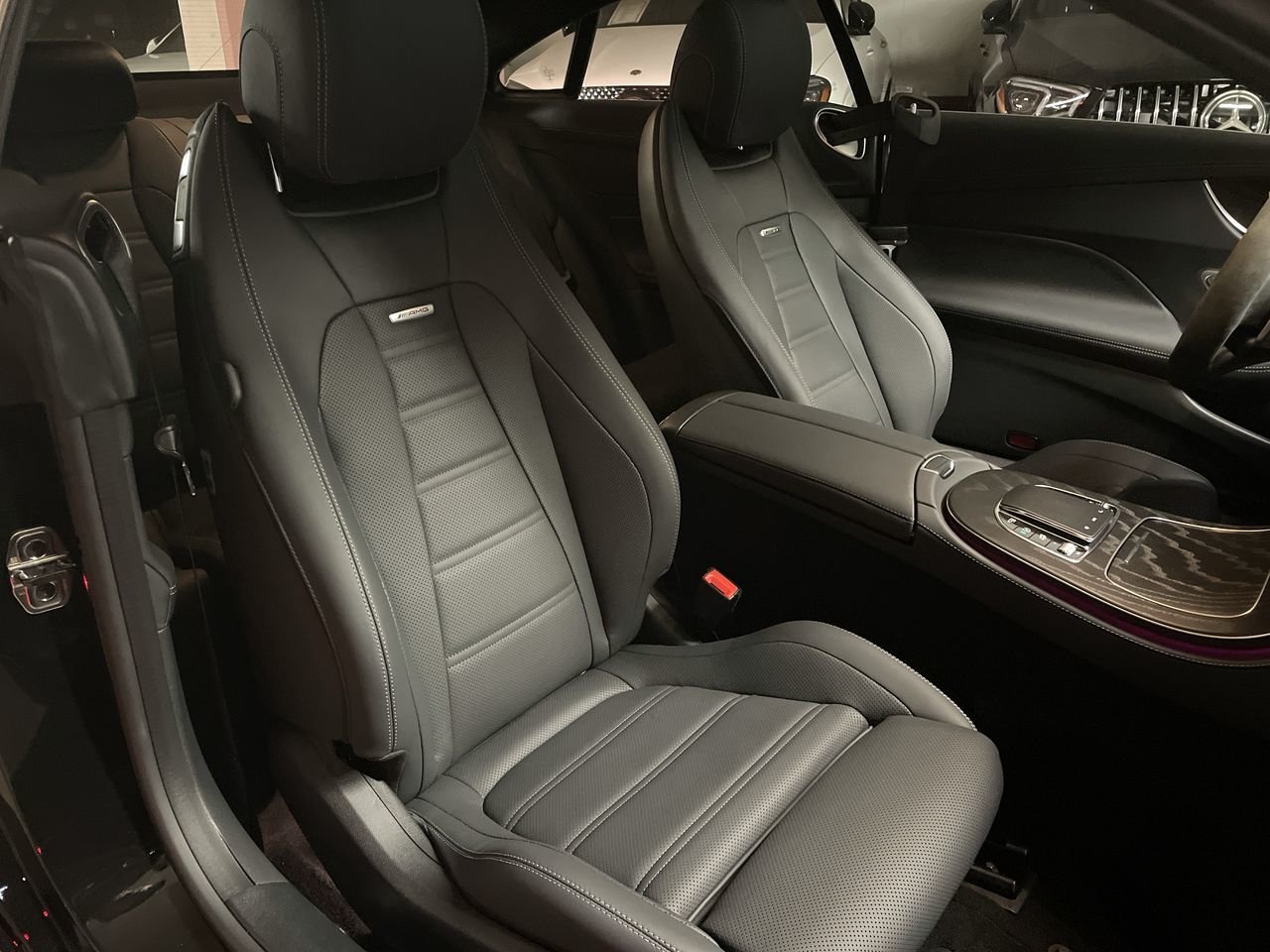 New 2023 Obsidian Black Metallic Mercedes-Benz AMG E 53 4MATIC+ image 34