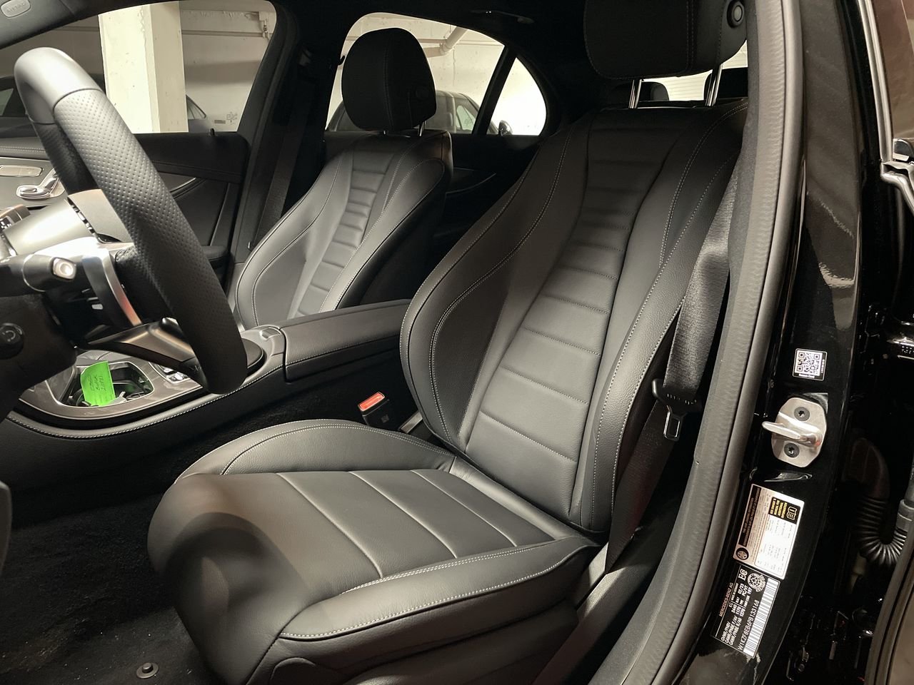 New 2023 Obsidian Black Metallic Mercedes-Benz E 350 4MATIC image 21