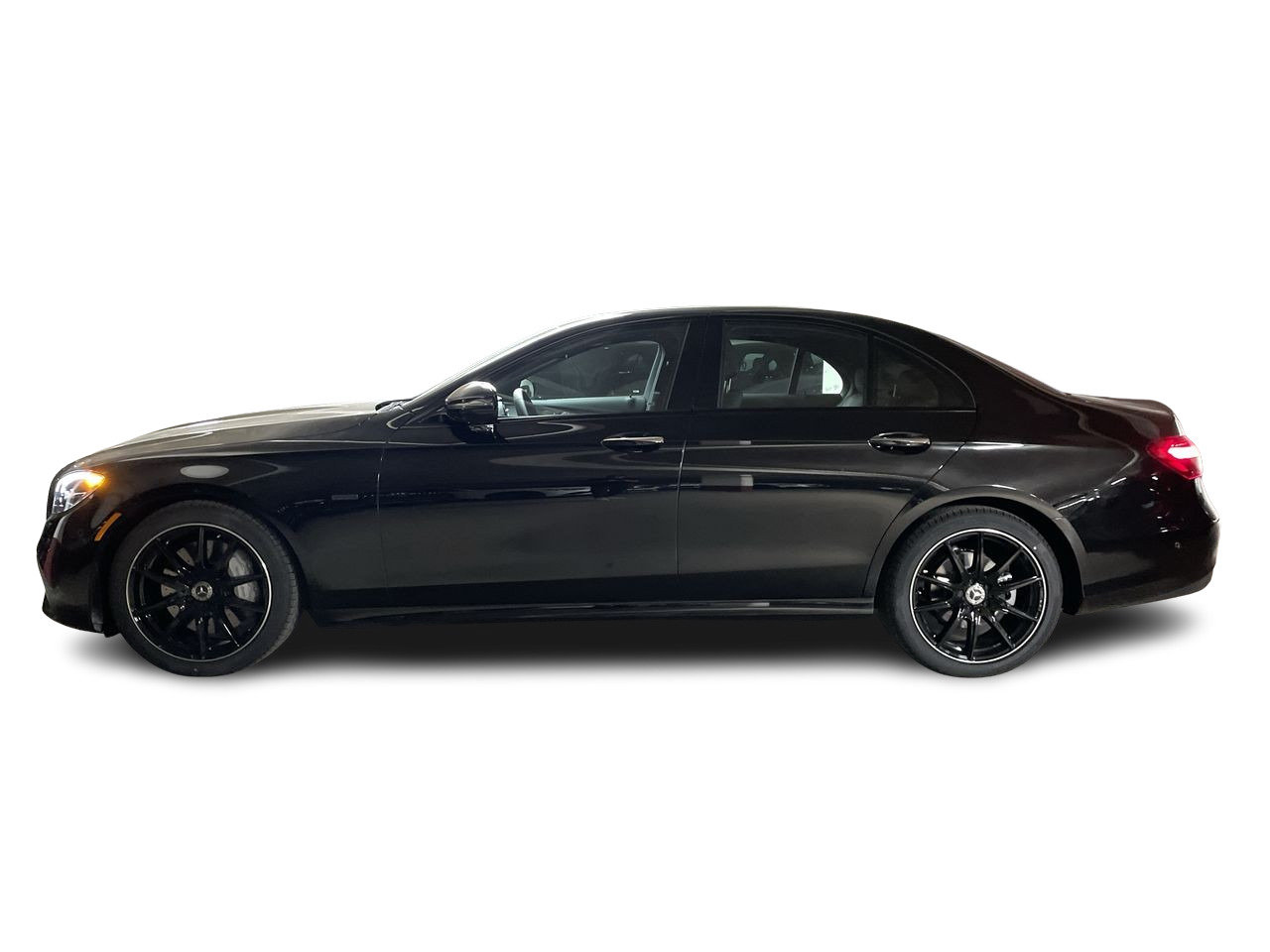New 2023 Obsidian Black Metallic Mercedes-Benz E 350 4MATIC image 7