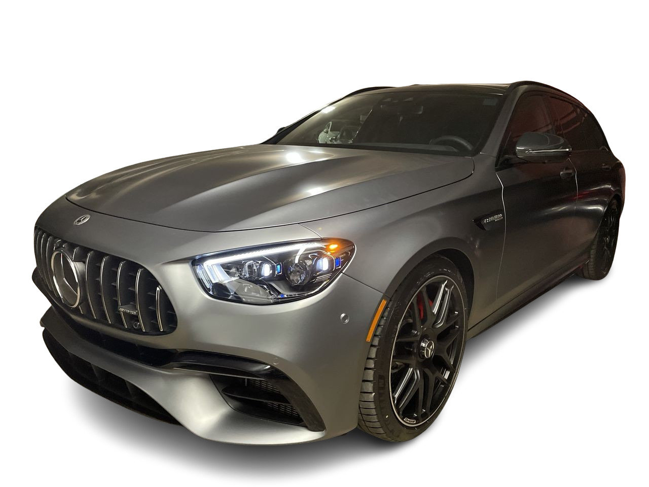 New 2023 MANUFAKTUR Selenite Grey MAGNO Mercedes-Benz E 63S 4MATIC image 5