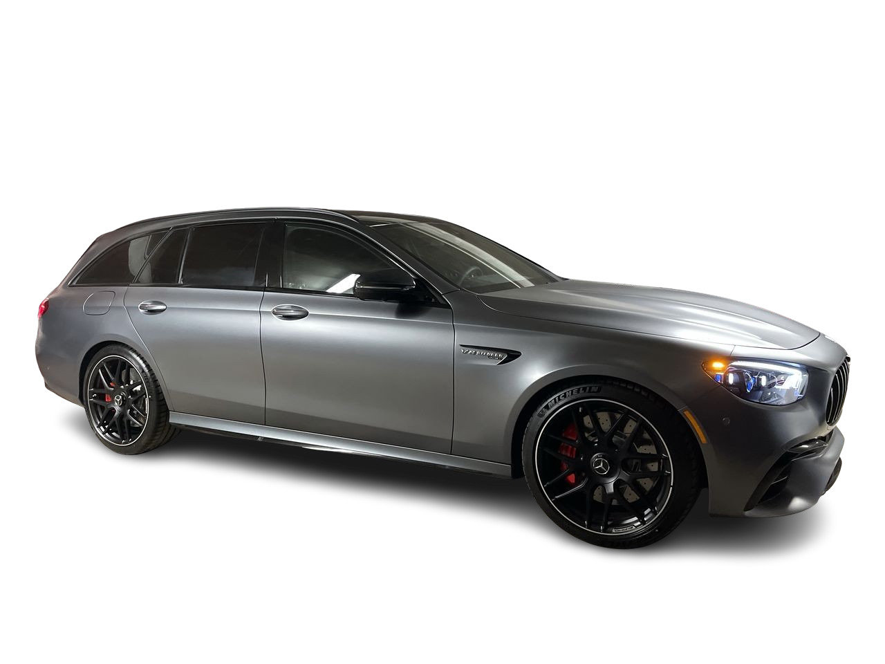 New 2023 MANUFAKTUR Selenite Grey MAGNO Mercedes-Benz E 63S 4MATIC image 16