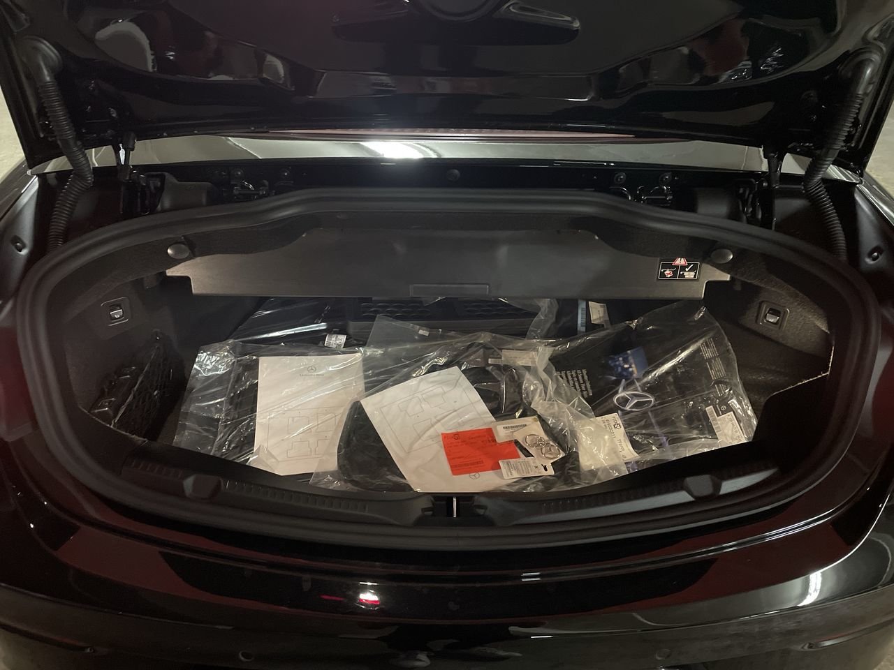New 2023 Obsidian Black Metallic Mercedes-Benz AMG E 53 4MATIC+ image 19