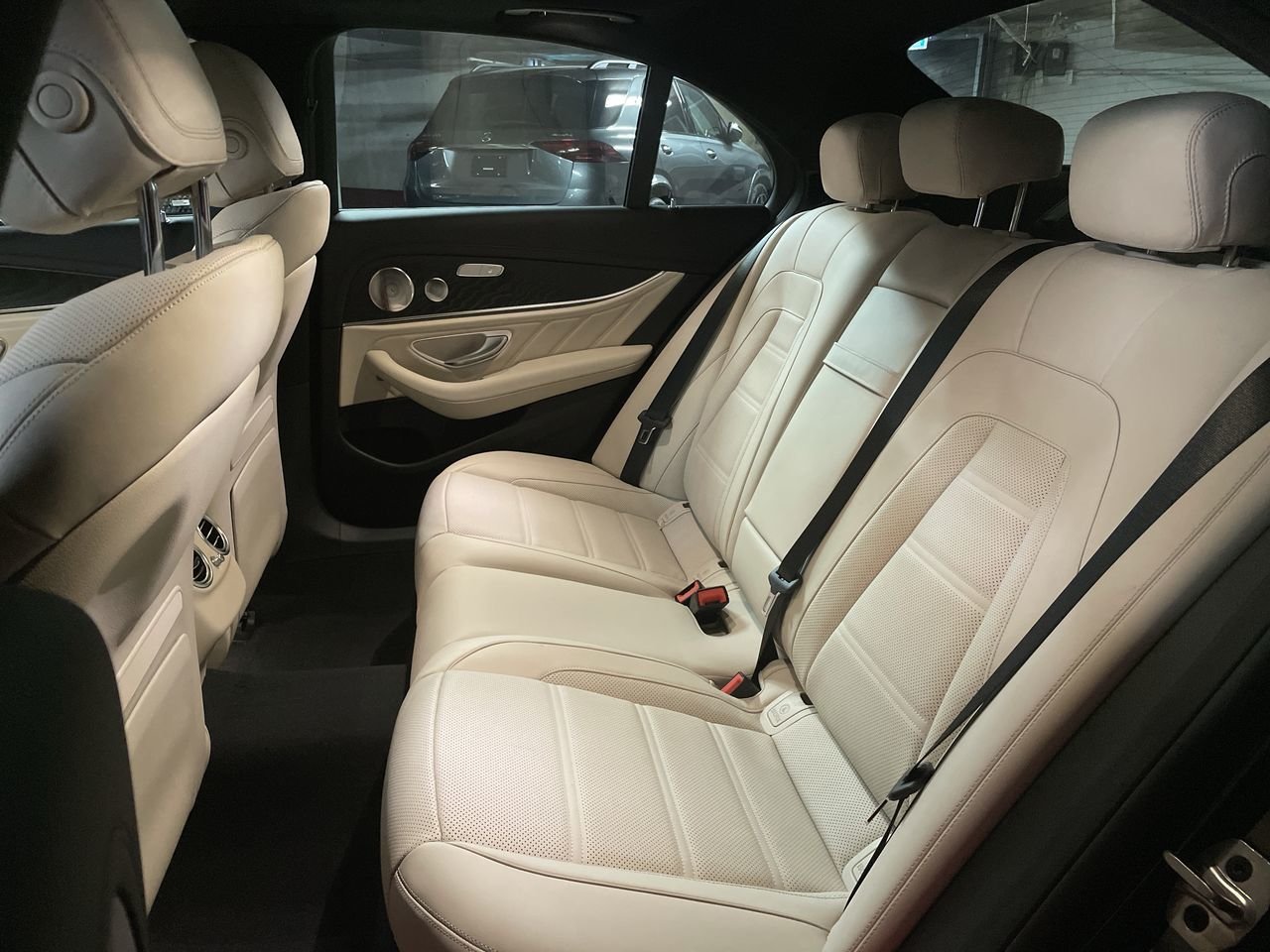 New 2023 Obsidian Black Metallic Mercedes-Benz E 53 4MATIC+ image 33
