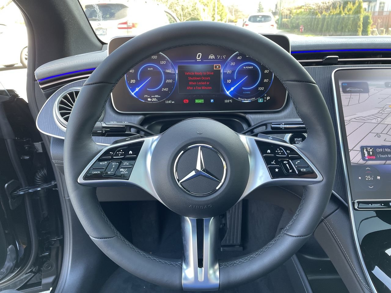Used 2023 Obsidian Black Mercedes-Benz 500 4MATIC Sedan image 22