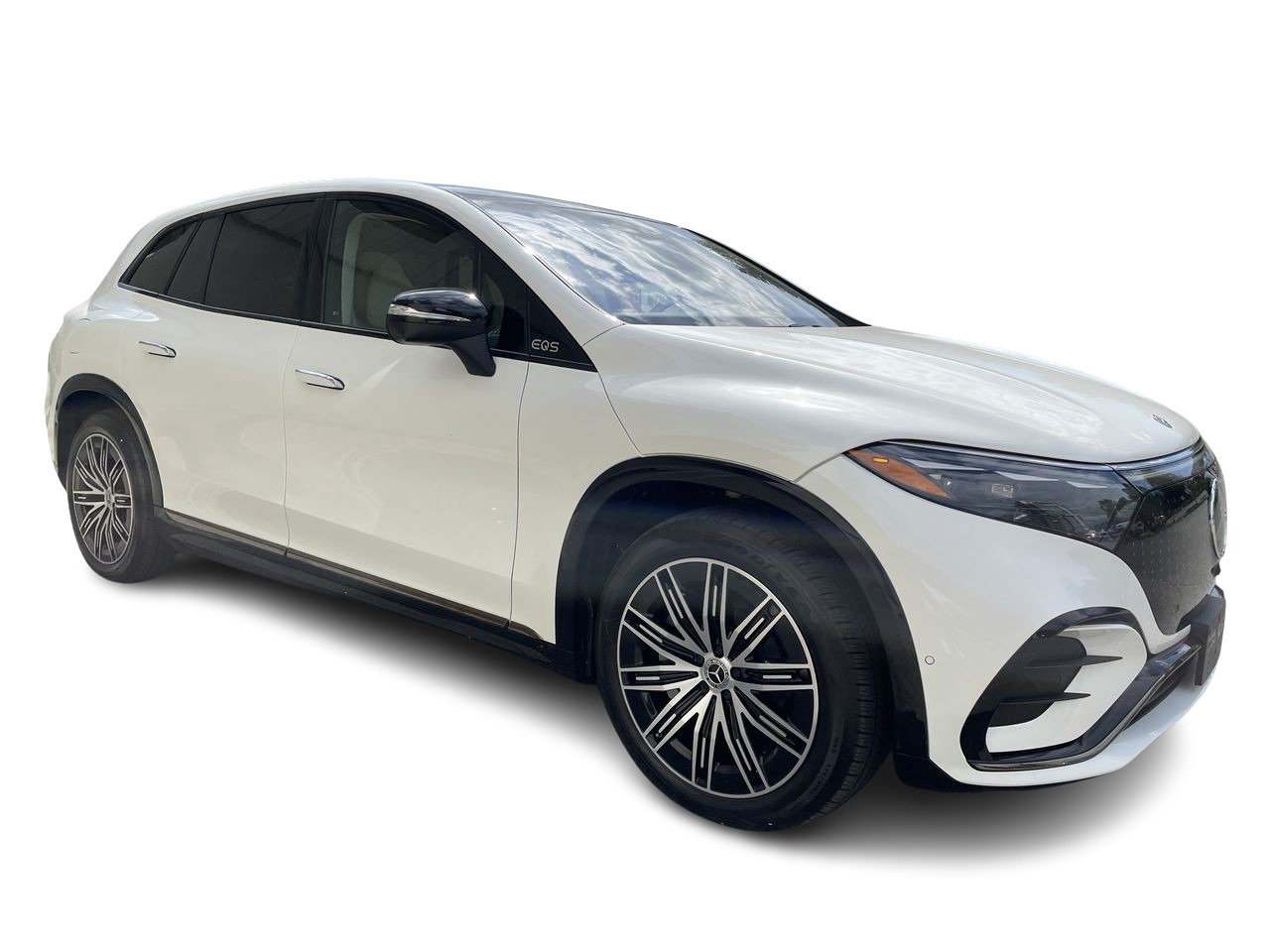New 2023 MANUFAKTUR Diamond White Metallic Mercedes-Benz EQS 580 4MATIC image 16