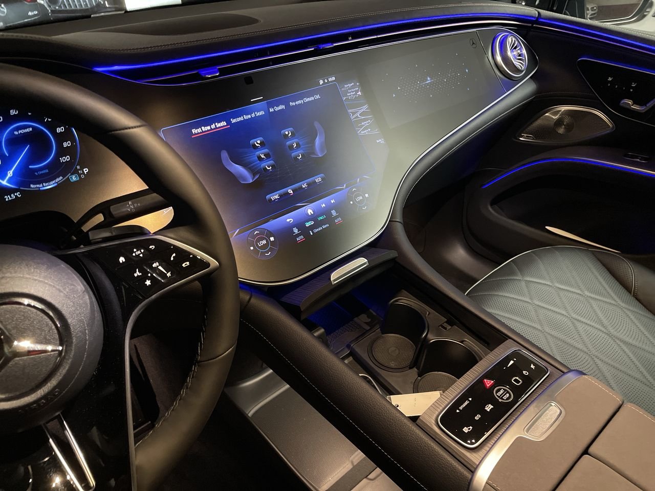 New 2023 Obsidian Black Metallic Mercedes-Benz EQS 580 4MATIC image 29