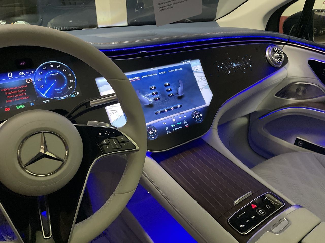 New 2023 Sodalite Blue Metallic Mercedes-Benz EQS 580 4MATIC image 29