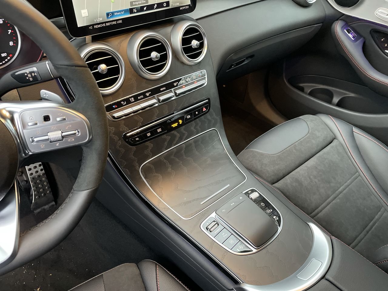 New 2023 Polar White Mercedes-Benz 300 4MATIC image 30