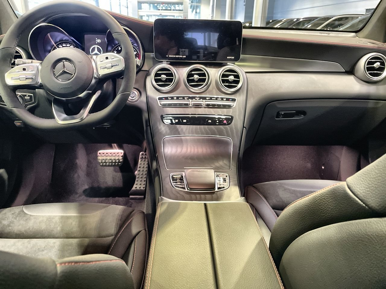 New 2023 Selenite Grey Mercedes-Benz 300 4MATIC image 29