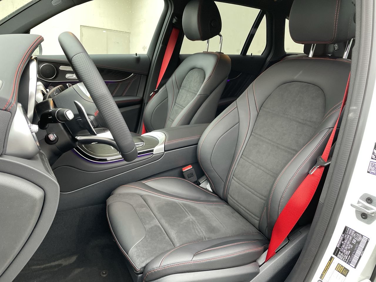 Used 2022 Polar White Mercedes-Benz 4MATIC SUV image 19