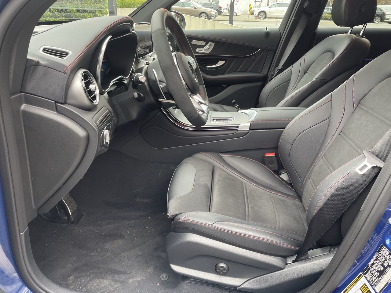 Used 2022 Spectral Blue Met Mercedes-Benz 4MATIC SUV image 19