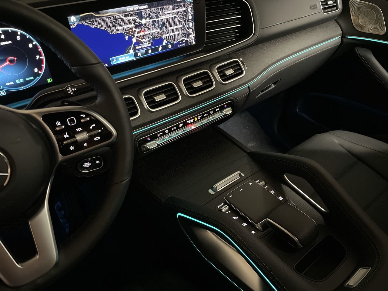 New 2023 Polar White Mercedes-Benz 450 4MATIC image 30