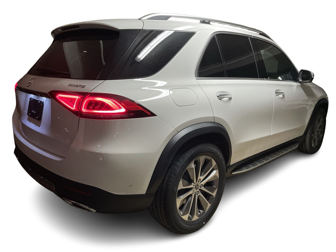 New 2023 Polar White Mercedes-Benz 450 4MATIC image 13