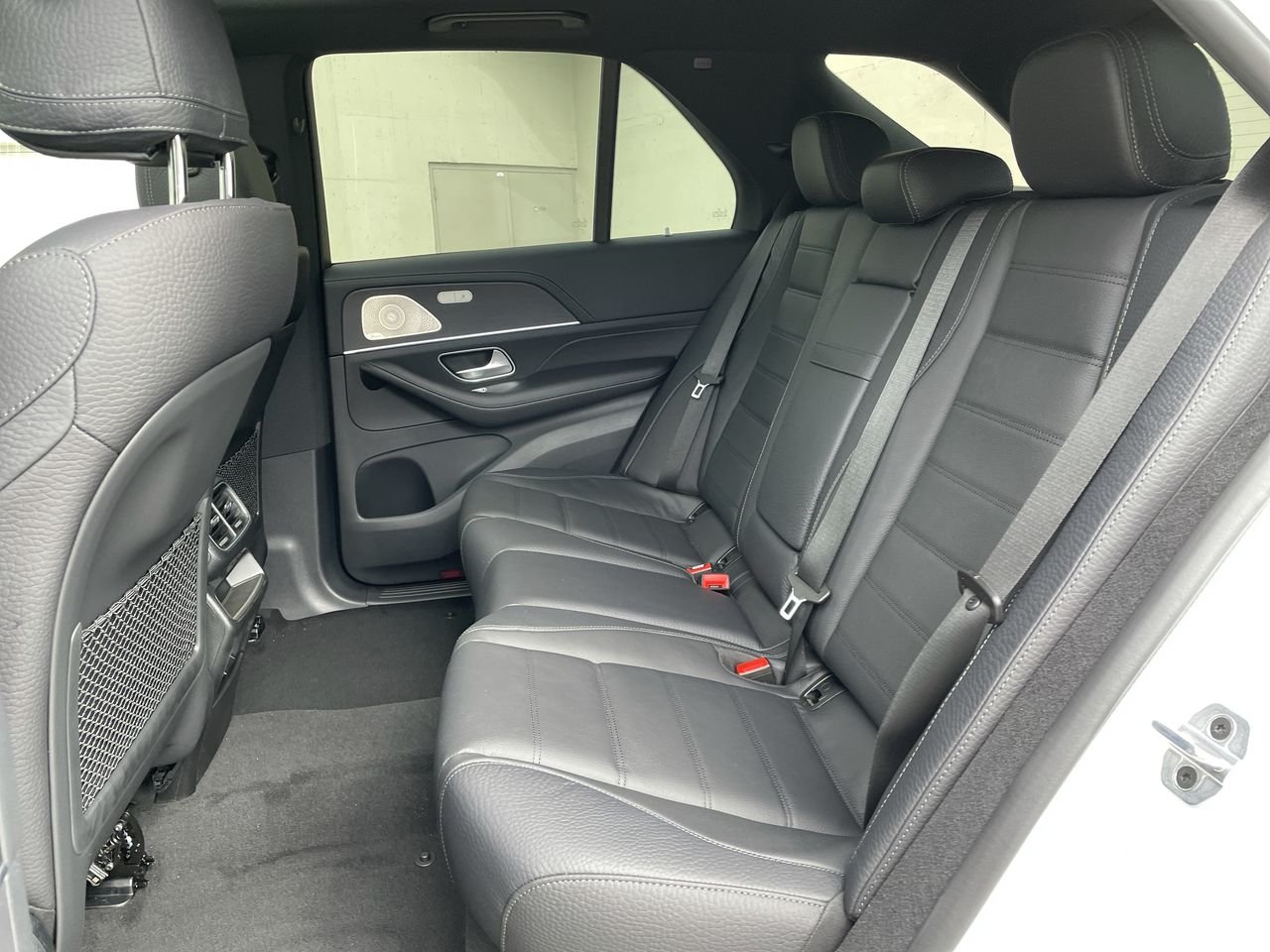 New 2023 Polar White Mercedes-Benz 450 4MATIC image 32