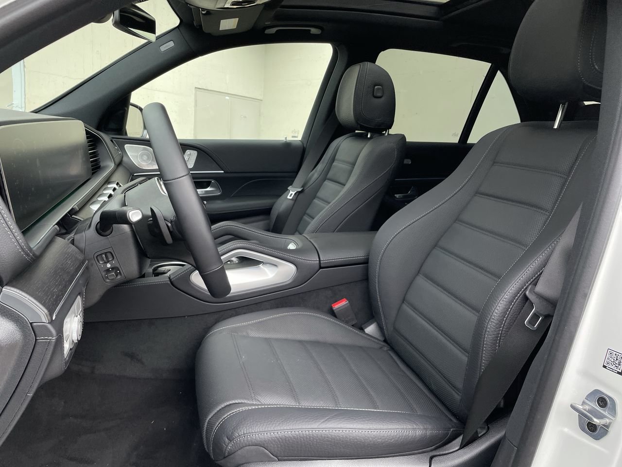 New 2023 Polar White Mercedes-Benz 450 4MATIC image 20
