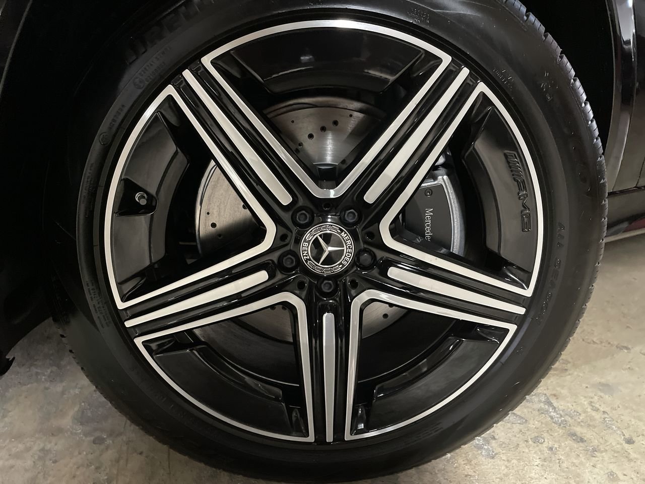 New 2024 Obsidian Black Mercedes-Benz 350 4MATIC image 18