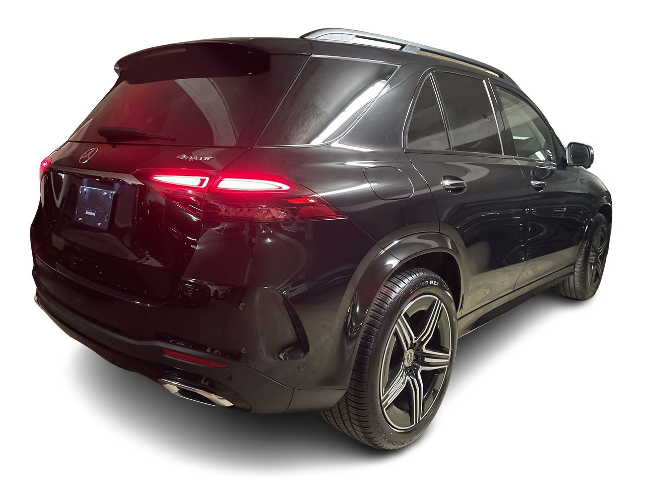 New 2024 Obsidian Black Mercedes-Benz 350 4MATIC image 13