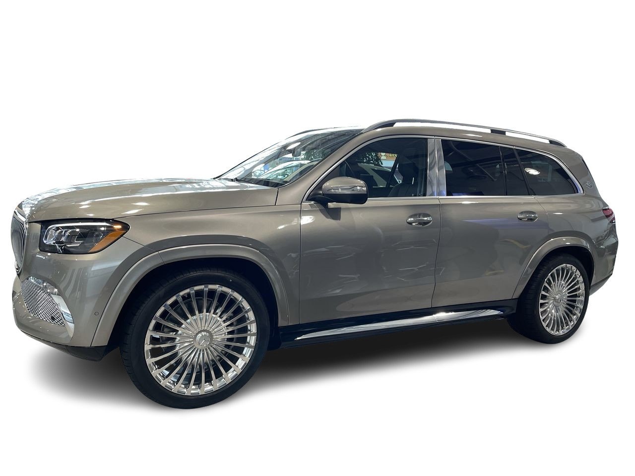 New 2023 Mojave Silver Metallic Mercedes-Benz 600 4MATIC image 6
