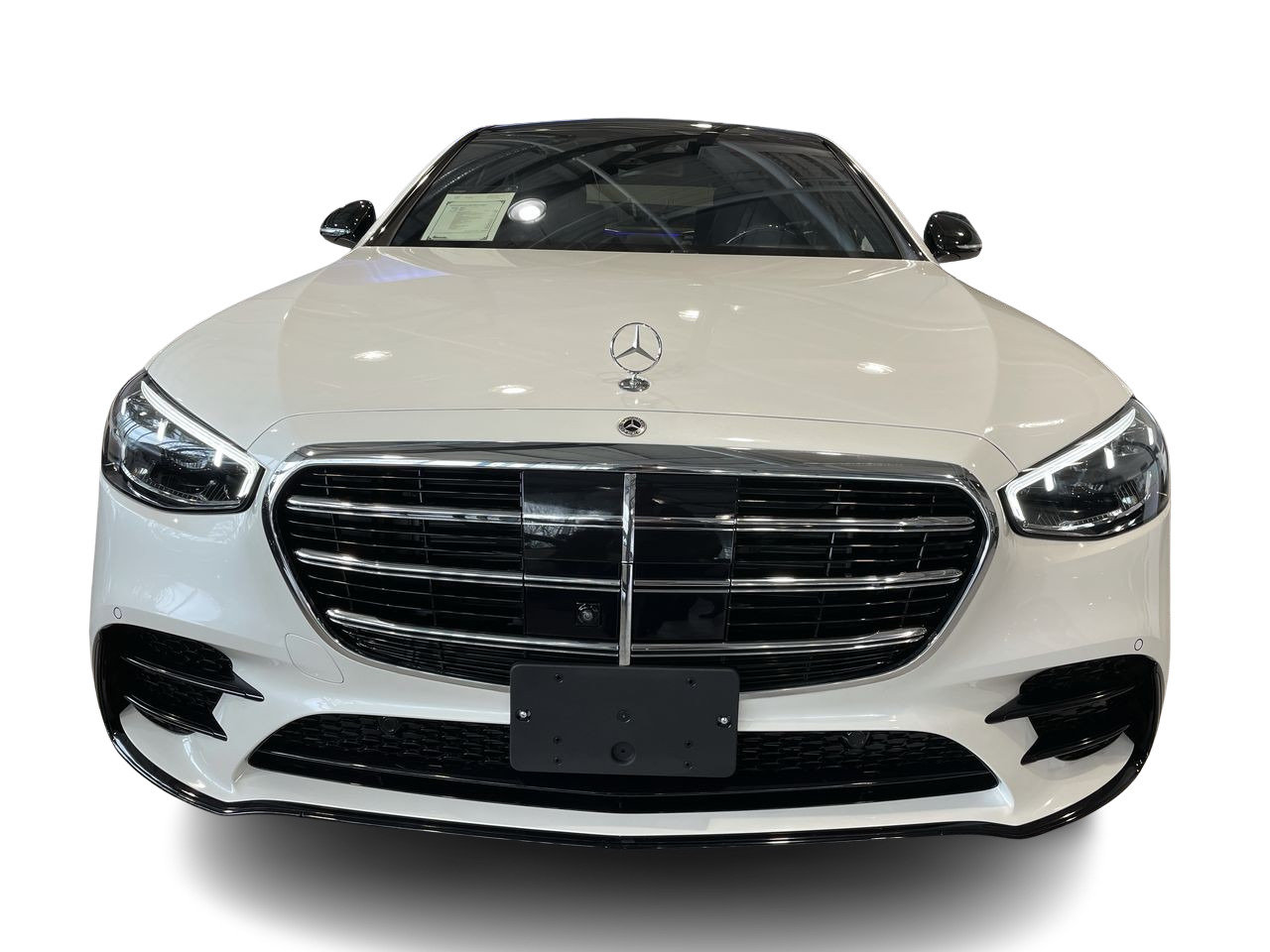 New 2022 MANUFAKTUR Diamond White Mercedes-Benz S 580 4MATIC image 3