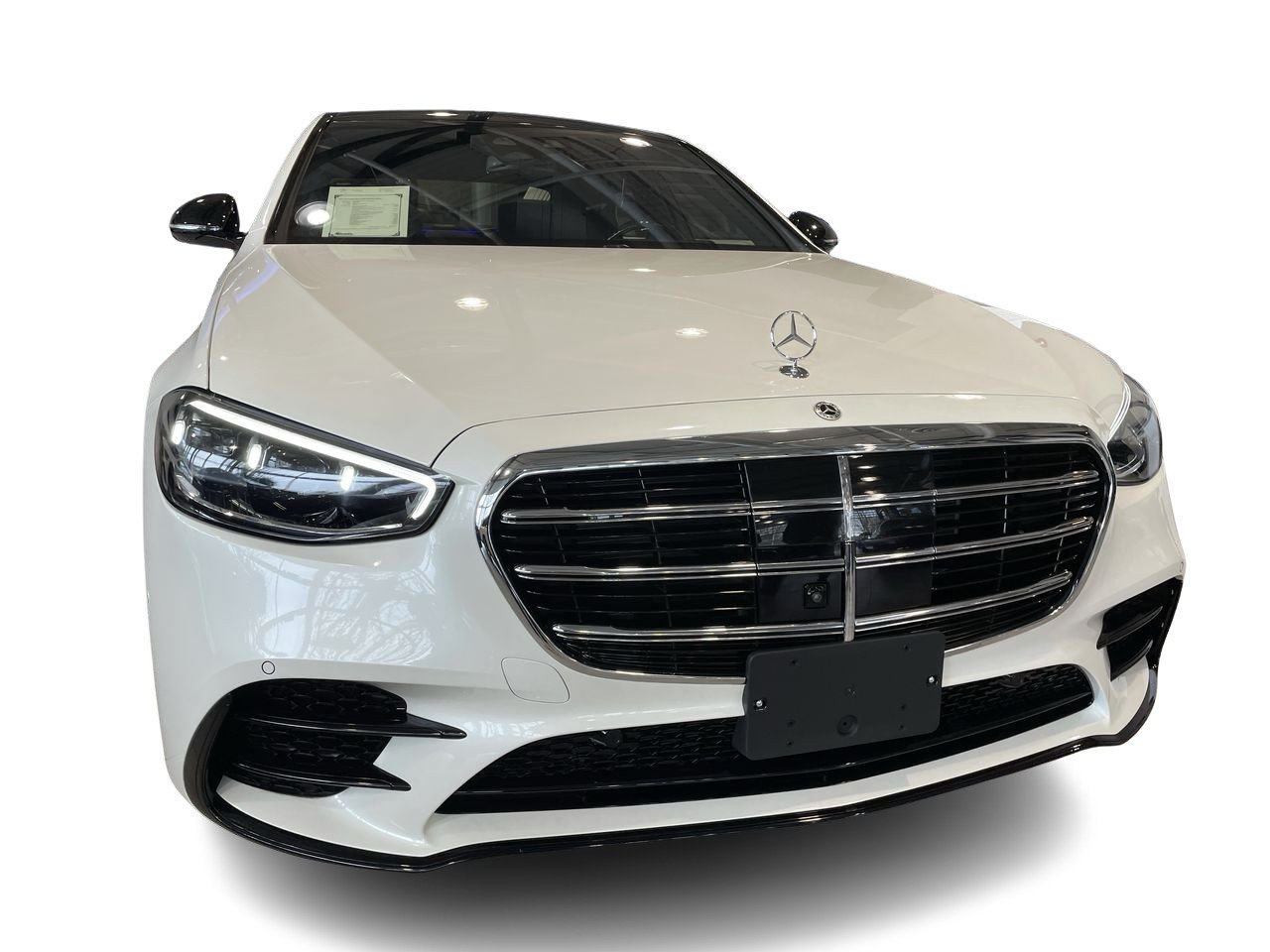 New 2022 MANUFAKTUR Diamond White Mercedes-Benz S 580 4MATIC image 2